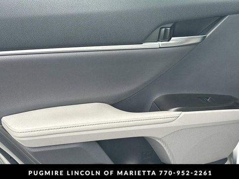 Used 2023 Toyota Camry XSE w/ Navigation Package image 33