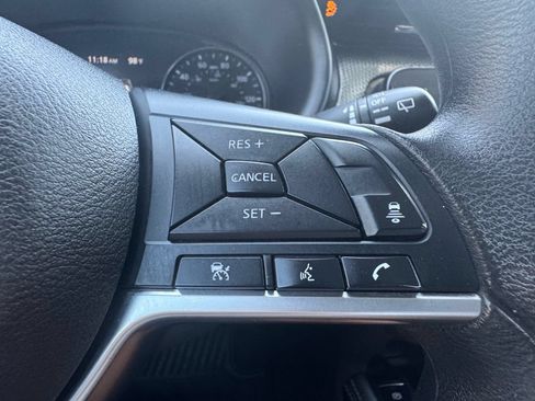 Used 2023 Nissan Kicks SV FWD image 19