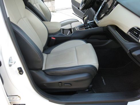 Used 2022 Subaru Outback Limited w/ Popular Package #2 AWD/4WD image 22
