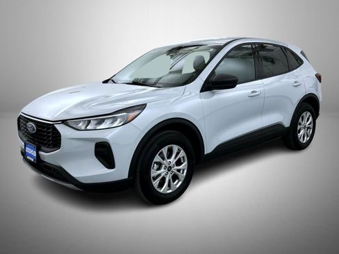 Used 2025 Ford Escape Active image 1