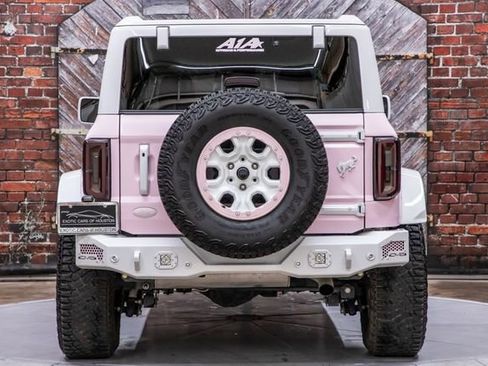 Used 2024 Ford Bronco Wildtrak AWD/4WD image 10