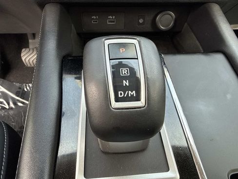 Used 2024 Mitsubishi Outlander SE FWD image 32