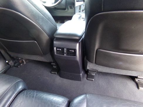 Used 2013 Lexus RX 350 Base AWD 4dr SUV w/ Navigation Pkg image 34