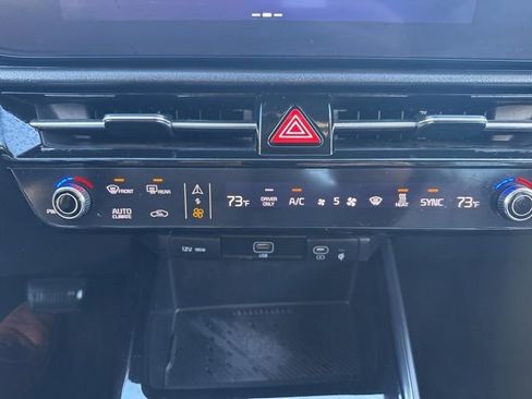 Used 2023 Kia Niro Wind image 18