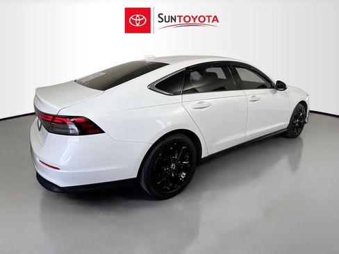 Used 2024 Honda Accord EX image 4