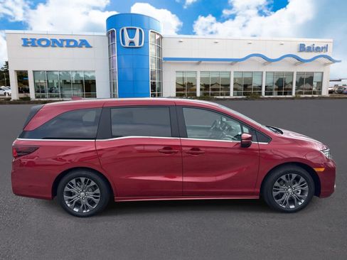 Used 2026 Honda Odyssey Touring image 6