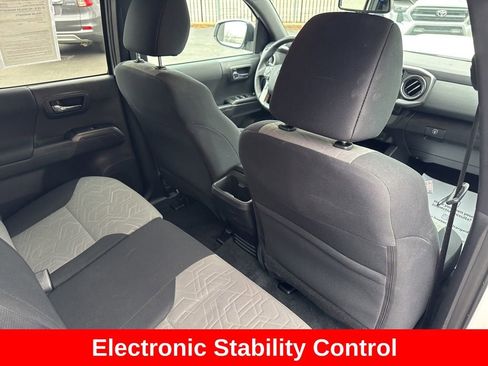 Certified 2023 Toyota Tacoma TRD Sport image 24