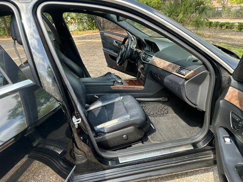 Used 2012 Mercedes-Benz E 350 BlueTEC Sedan image 6