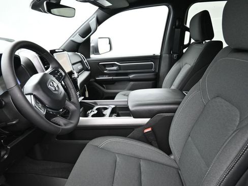 New 2026 RAM 1500 4x4 Crew Cab image 13