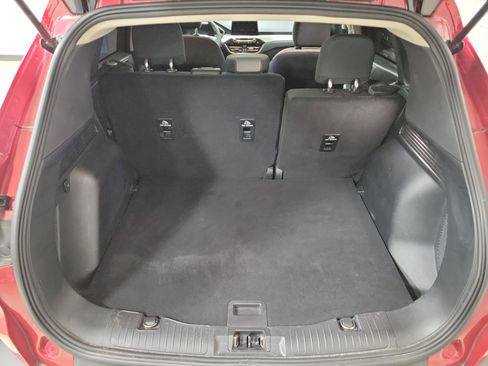 Used 2020 Ford Escape SE image 9