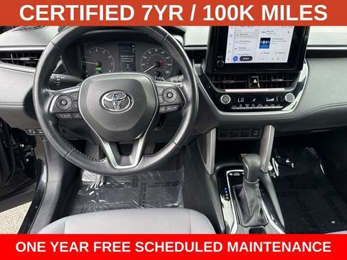 Used 2023 Toyota Corolla Cross AWD Hybrid image 17