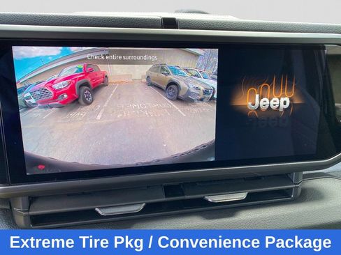 Used 2026 Jeep Wrangler Unlimited Sport AWD/4WD image 14