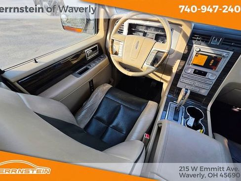 Used 2010 Lincoln Navigator L 4WD image 11