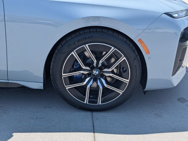 New 2026 BMW 740i w/ Executive Package RWD image 11