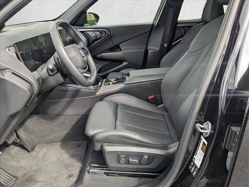 Used 2025 BMW X3 xDrive30i image 13