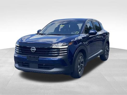 Certified 2025 Nissan Kicks SV AWD/4WD image 2