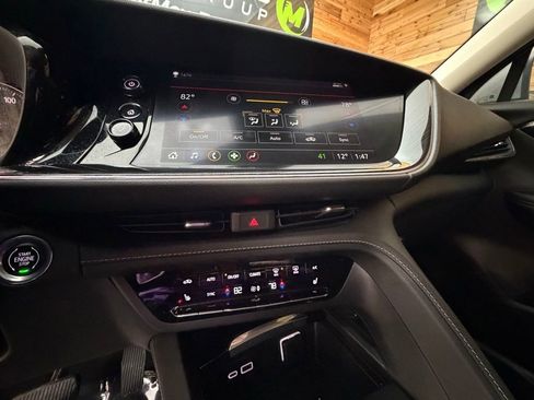 Used 2023 Buick Envision Essence image 17