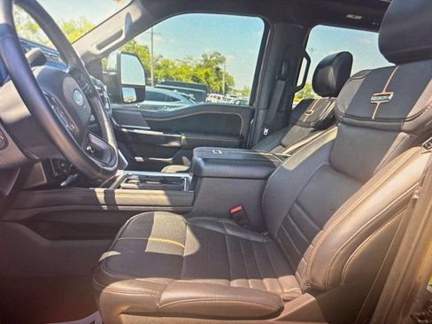 Used 2024 Ford F350 Platinum AWD/4WD image 5