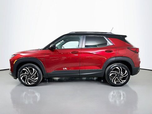 Used 2025 Chevrolet TrailBlazer RS w/ Convenience Package AWD/4WD image 4