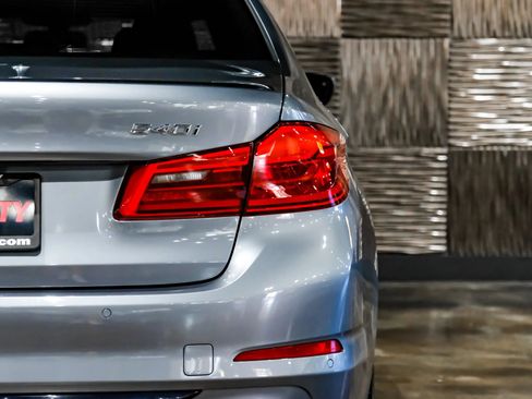 Used 2019 BMW 540i xDrive AWD/4WD image 49