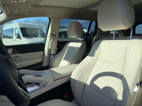 Certified 2026 Mercedes-Benz GLS 450 4MATIC image 12