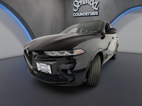 Used 2025 Alfa Romeo Tonale AWD/4WD image 14