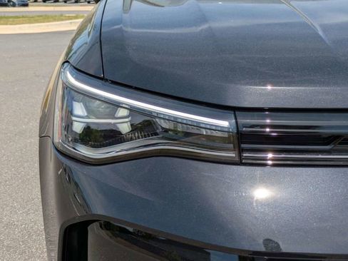 New 2026 Volkswagen Taos SE FWD image 10