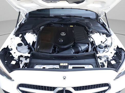 Used 2022 Mercedes-Benz C 300 4MATIC Sedan image 9