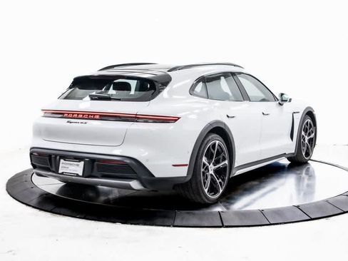 Certified 2025 Porsche Taycan 4S image 9