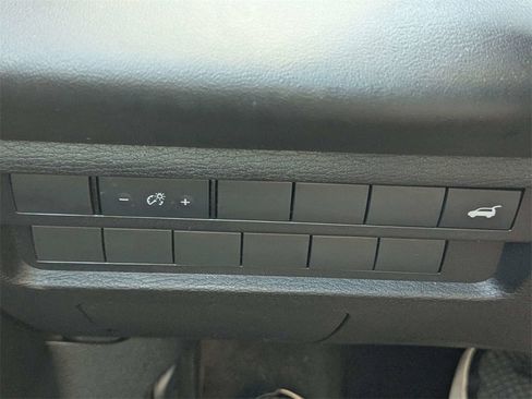 Used 2024 Mitsubishi Outlander SEL image 27