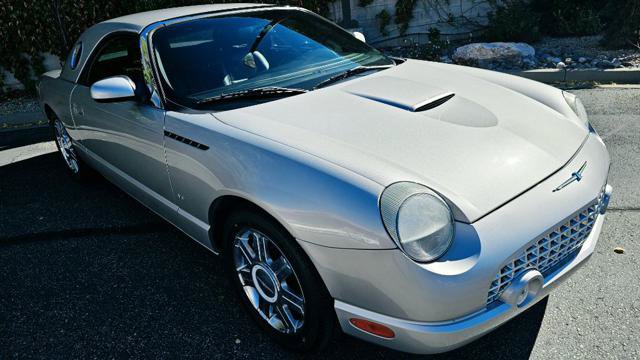 Used 2004 Ford Thunderbird RWD image 3
