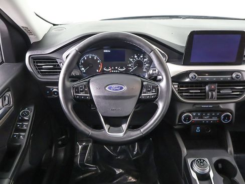 Used 2022 Ford Escape SEL image 32