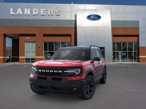 New 2025 Ford Bronco Sport Outer Banks w/ Outer Banks Tech Package+ image 2
