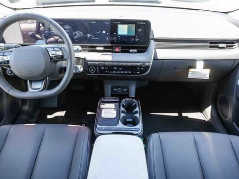 New 2026 Hyundai Ioniq 5 SEL RWD image 12