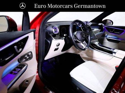 Certified 2026 Mercedes-Benz GLC 300 4MATIC image 32