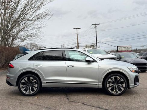 Used 2025 Audi Q8 Premium Plus image 7