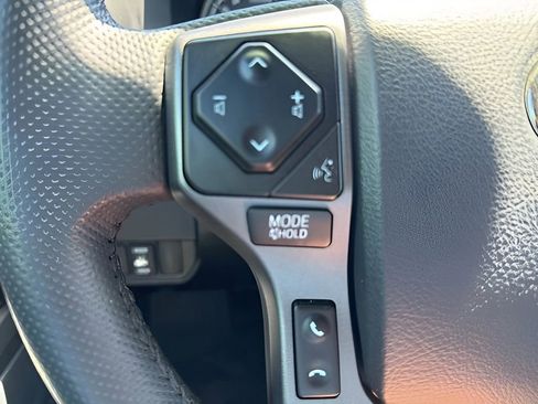 Used 2023 Toyota Tacoma TRD Off-Road AWD/4WD image 15