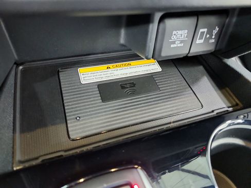 Used 2023 Honda Ridgeline Black Edition image 32