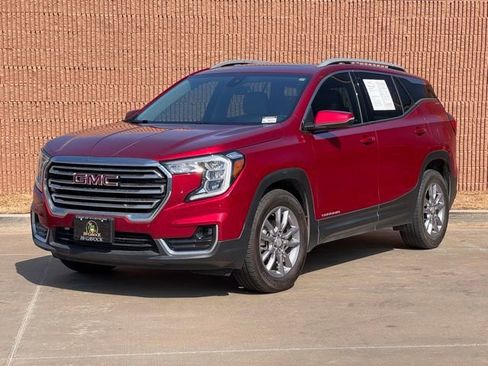 Used 2023 GMC Terrain SLT image 12
