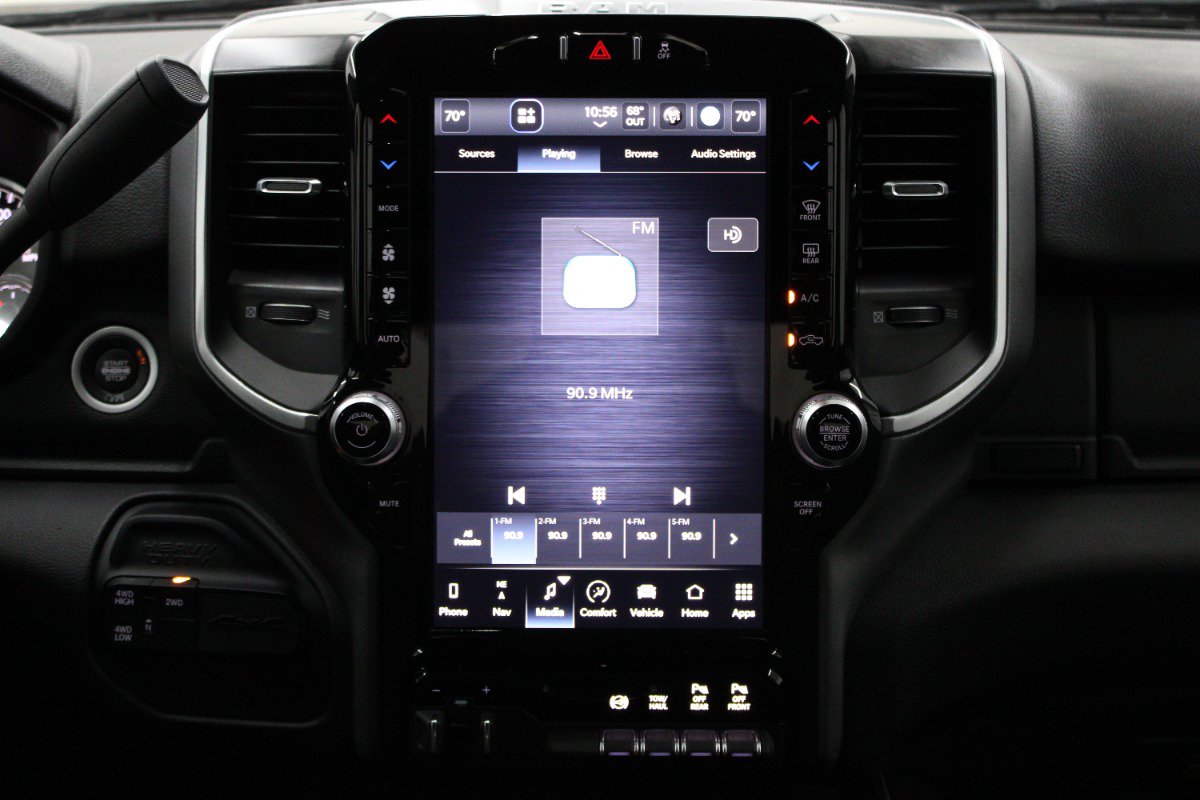 Used 2024 RAM 2500 Big Horn w/ Night Edition AWD/4WD image 23