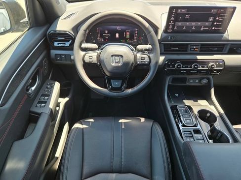 New 2026 Honda Pilot Black Edition image 7