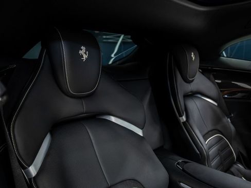 Used 2024 Ferrari Purosangue image 31