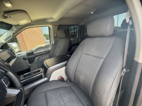 Used 2019 Ford F150 XL w/ Equipment Group 101A Mid AWD/4WD image 14