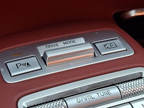 Certified 2023 Genesis GV70 2.5T w/ Sport Prestige Package image 28