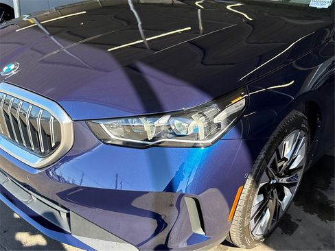 New 2026 BMW 530i image 16