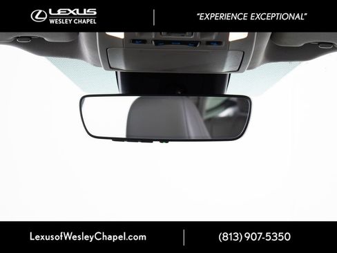 Used 2022 Toyota Highlander XLE AWD/4WD image 34
