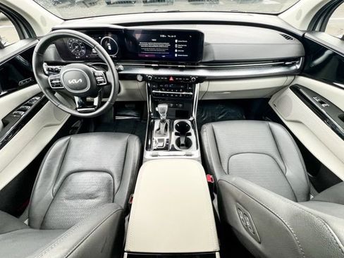 Certified 2024 Kia Carnival SX Prestige image 14