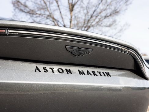 Used 2023 Aston Martin V8 Vantage Coupe image 51