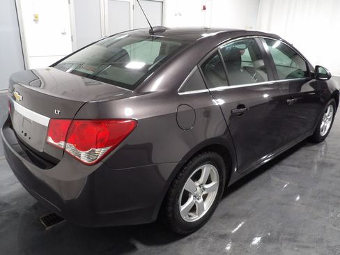 Used 2016 Chevrolet Cruze LT image 4