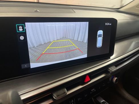 Certified 2024 Kia Sorento S image 18